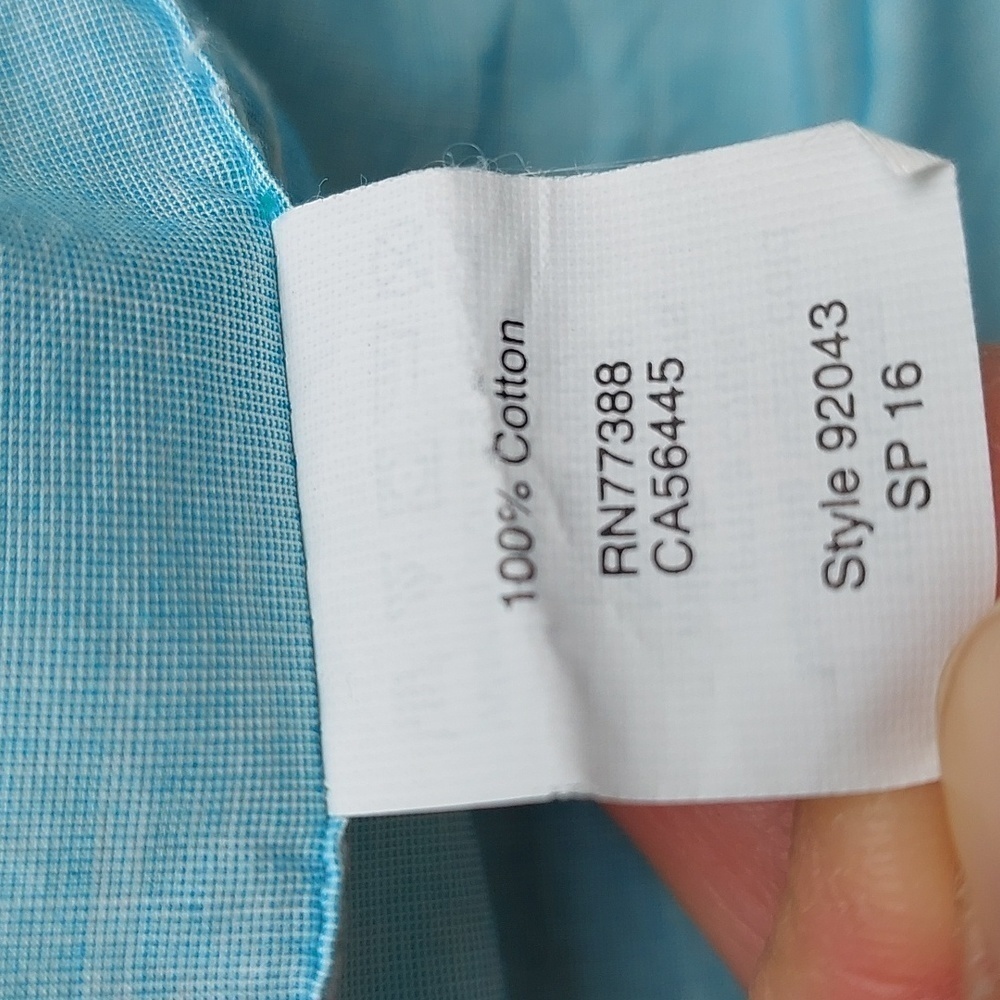 J. CREW Light Blue Button Down Shirt - Picture 4 of 5